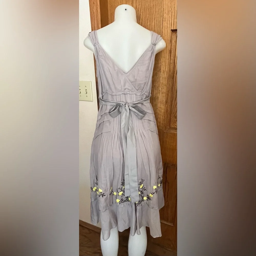 Lithe Dress - Picture 5 of 8